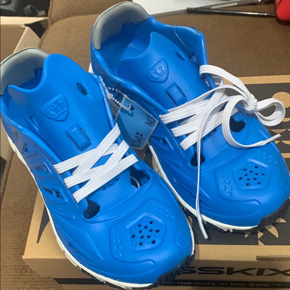 Crosskix Blue Hybrid Lightweight Footwear.